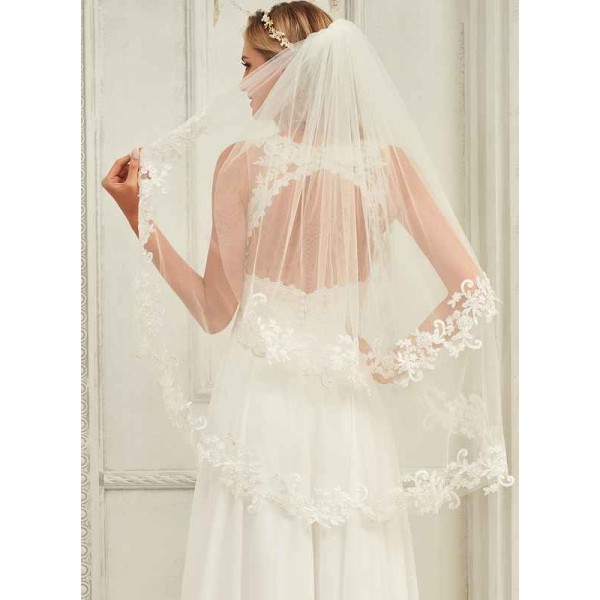 Two-tier Lace Applique Edge Elbow Bridal Veils With Lace