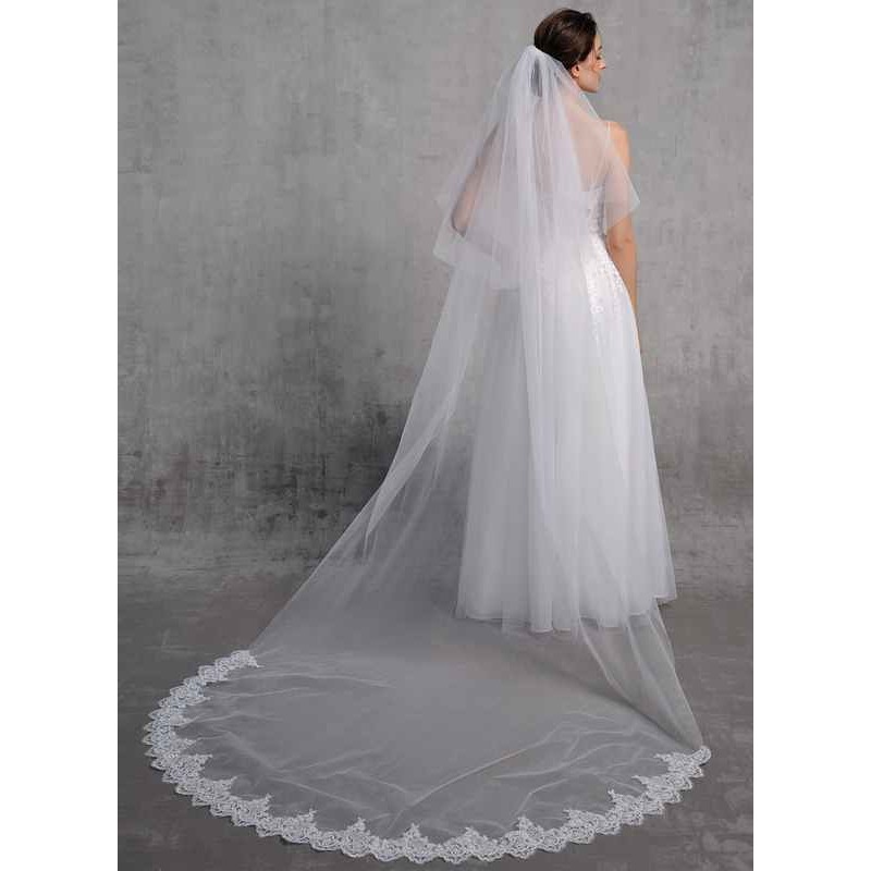 Two-tier Lace Applique Edge Cathedral Bridal Veils With Lace