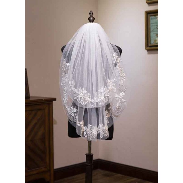 Two-tier Shoulder Veils With Lace