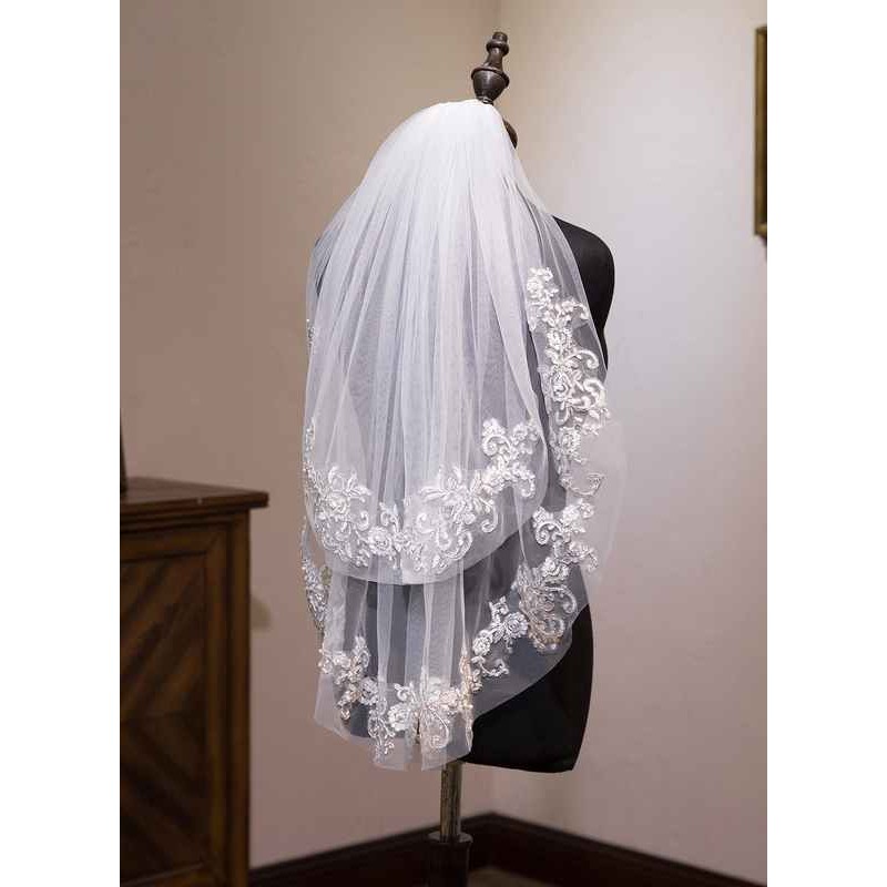 Two-tier Shoulder Veils With Lace