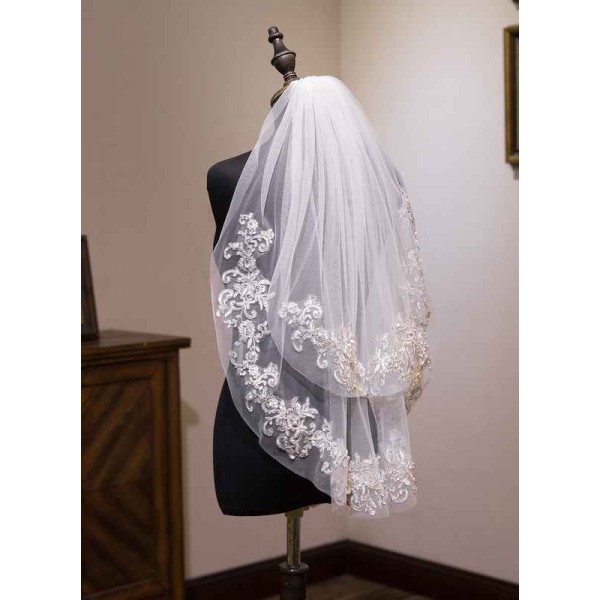 Two-tier Shoulder Veils With Lace