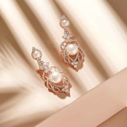 Elegant Alloy With Irregular Pearl Earrings