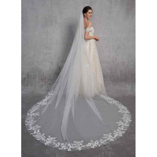 One-tier Cut Edge Cathedral Bridal Veils With Lace