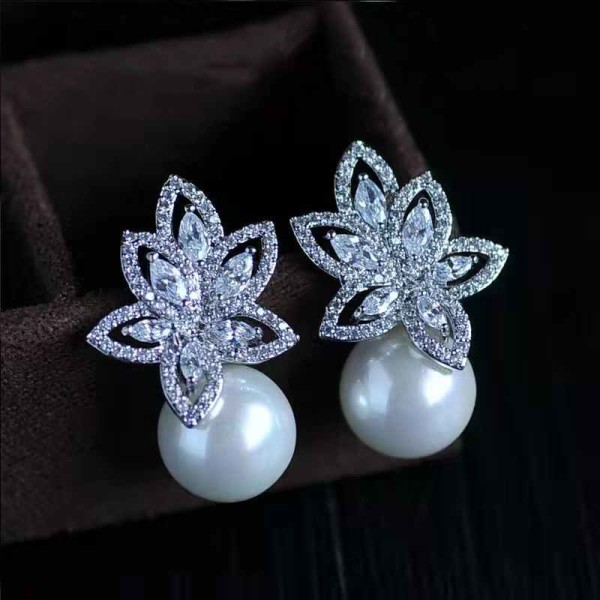 Ladies' Beautiful Alloy Earrings