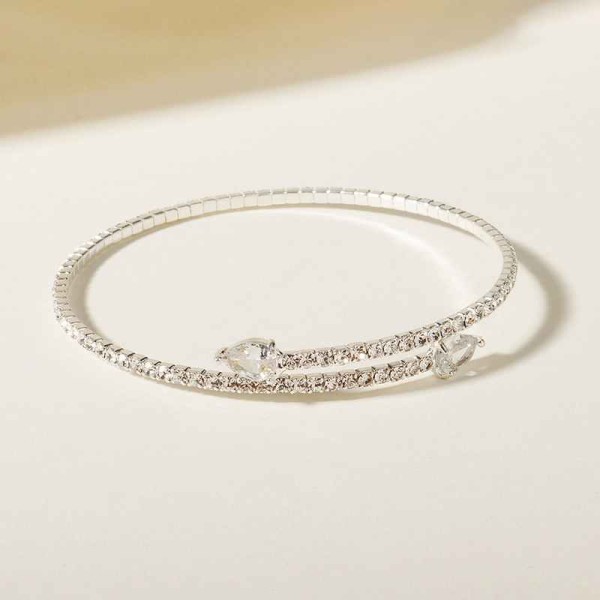 Elegant/Beautiful/Attractive Alloy With Round Rhinestone Bracelets/Fashion jewelry