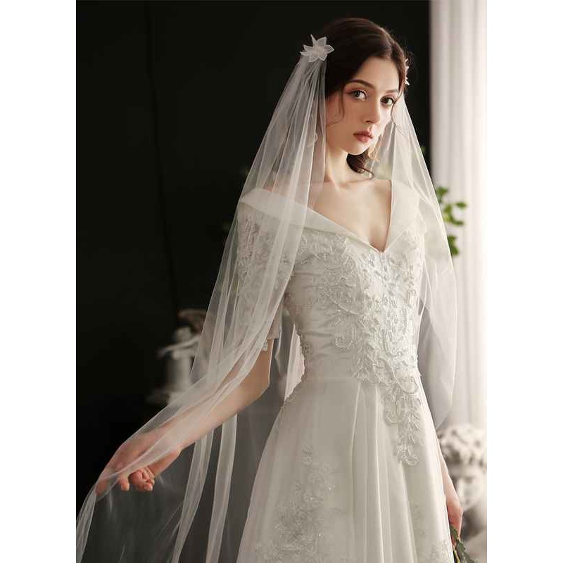 One-tier Cut Edge Cathedral Bridal Veils With Lace