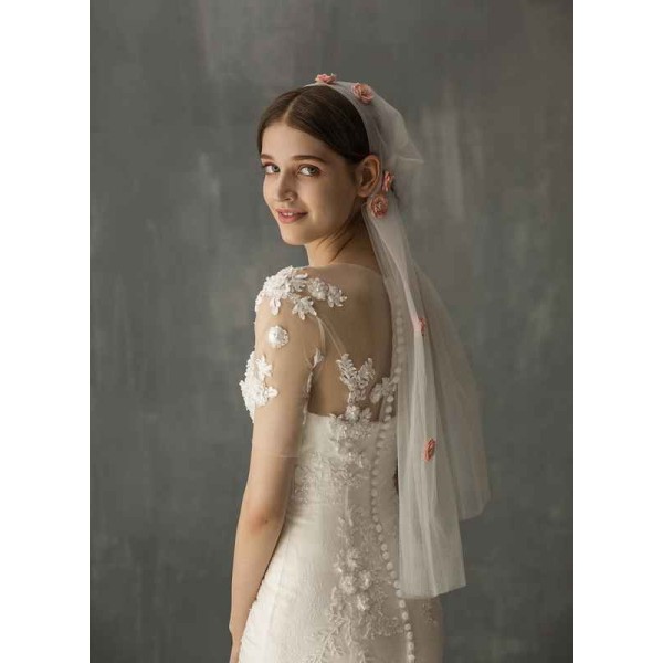 One-tier Cut Edge Elbow Bridal Veils With Lace