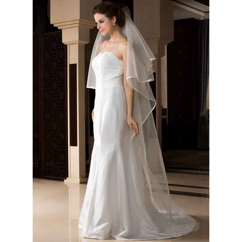 One-tier Satin Edge Chapel Bridal Veils With Ribbon