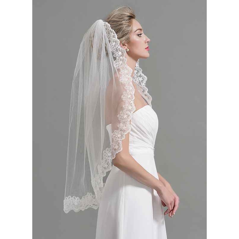 One-tier Lace Applique Edge Fingertip Bridal Veils With Lace